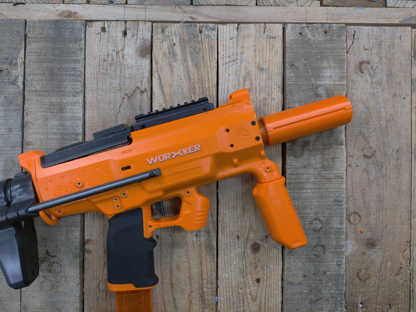 Worker Phoenix 2.0 Suppressor