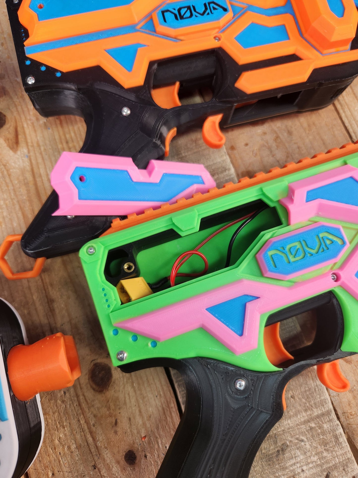 FluxLabs Nova 3dPrinted Blaster ! Great Color Combos